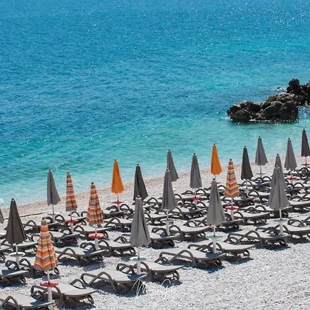 Апартаменты By The Sea