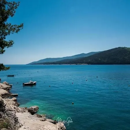 By The Sea Apartman *